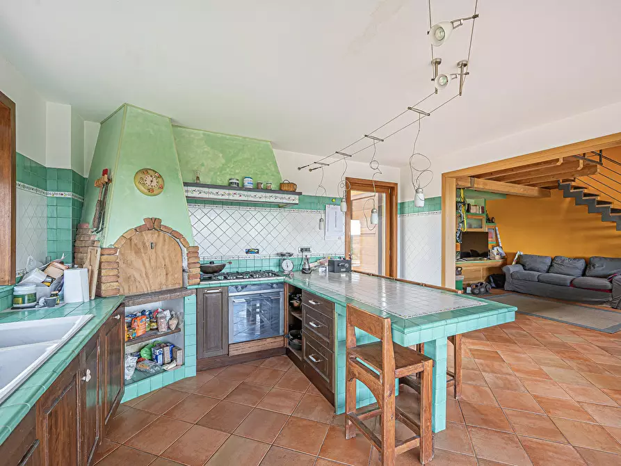Immagine 7 di Villa in vendita  in Via Canale, 64 a Manziana