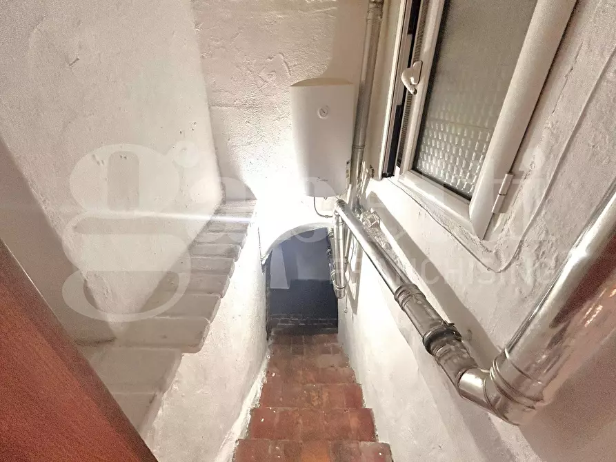 Immagine 4 di Magazzino in vendita  in Via Foligno, 6 a Roma