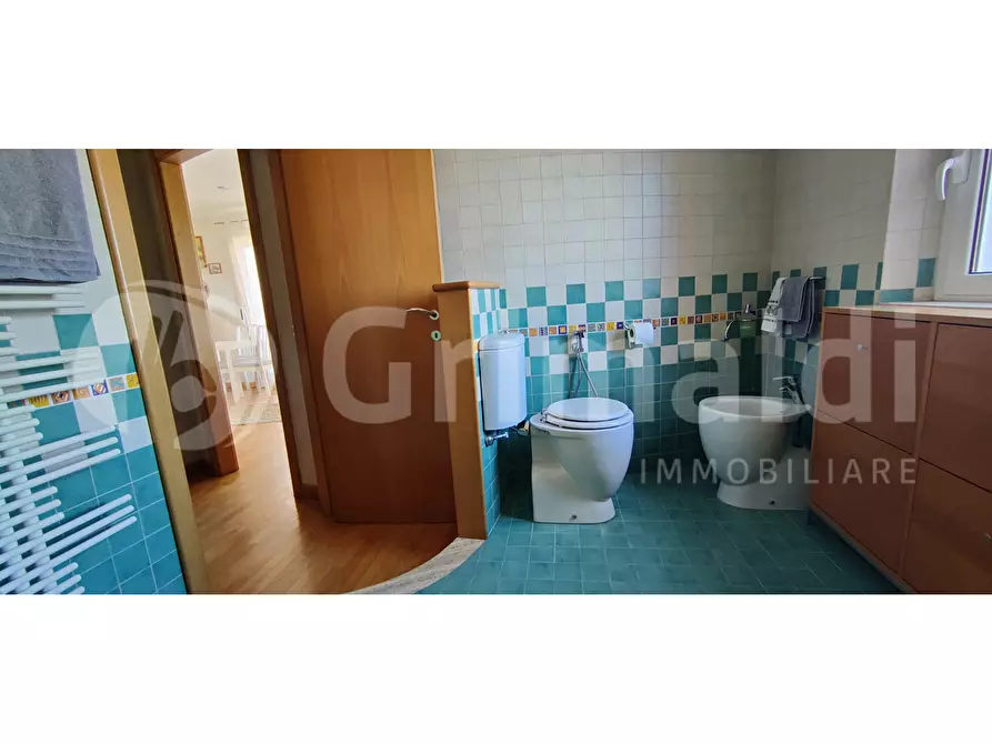 Immagine 30 di Appartamento in vendita  in Via Mongardino, 7 a Roma