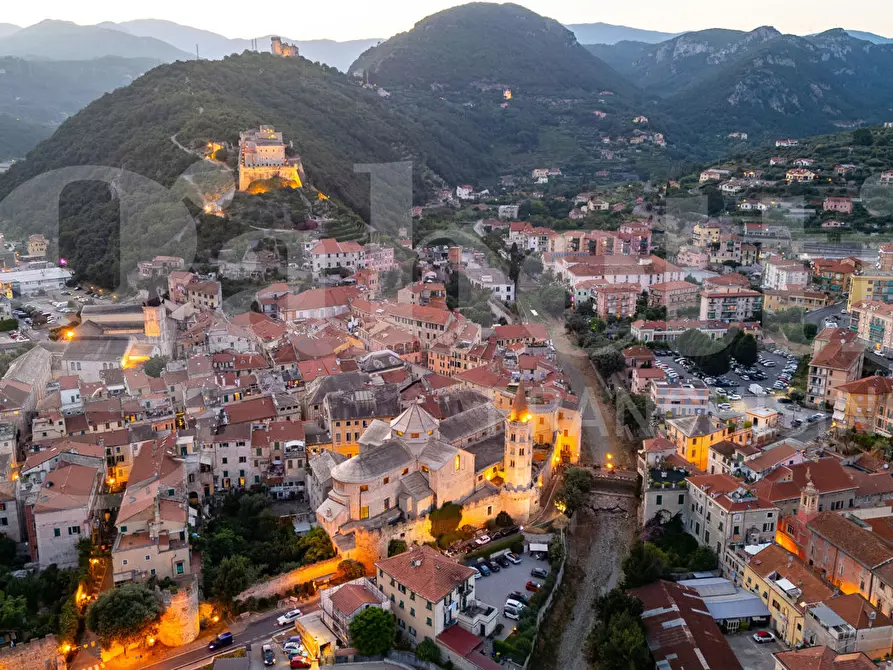 Immagine 23 di Appartamento in vendita  in Via XXV Aprile a Albenga