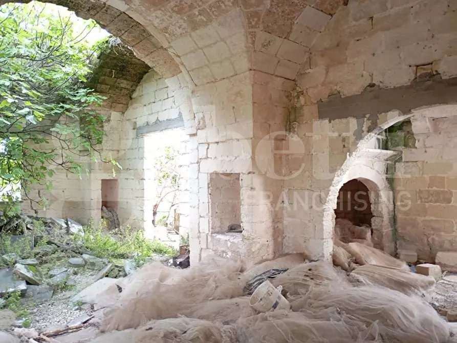 Immagine 15 di Villa in vendita  in Via Acquari Primo, 163 a Lizzanello