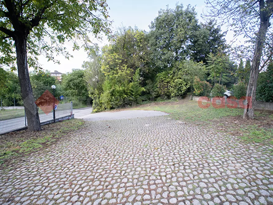 Immagine 20 di Attività commerciale in vendita  in Via Osteria della Fontana, 11 a Anagni
