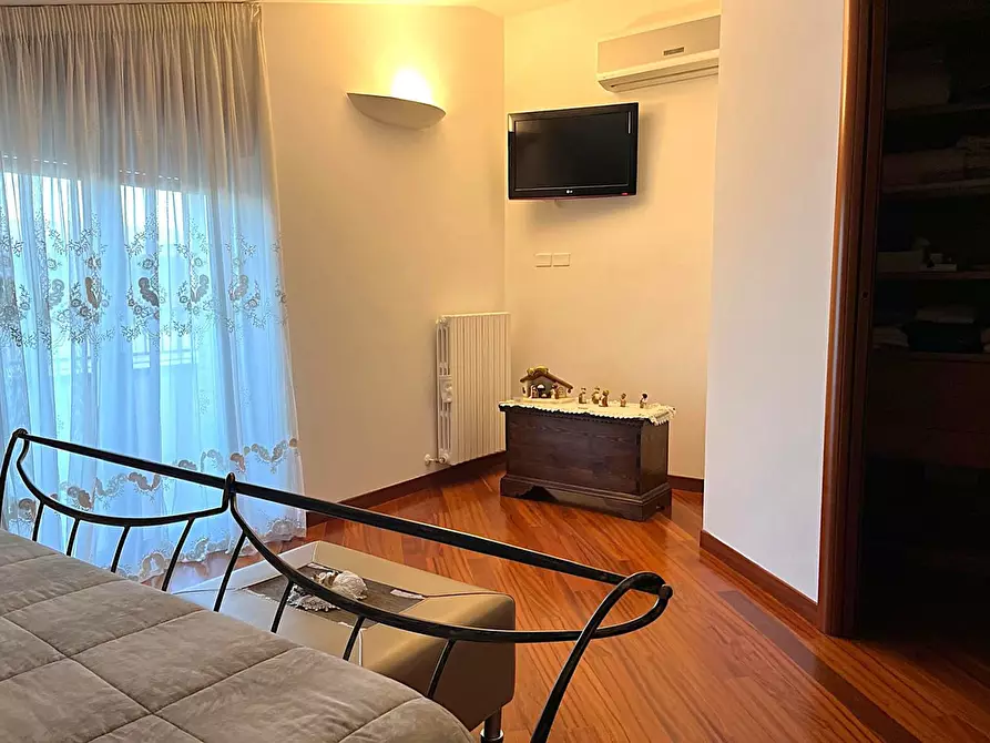 Immagine 15 di Appartamento in vendita  in Via PETRUZZI a San Severo