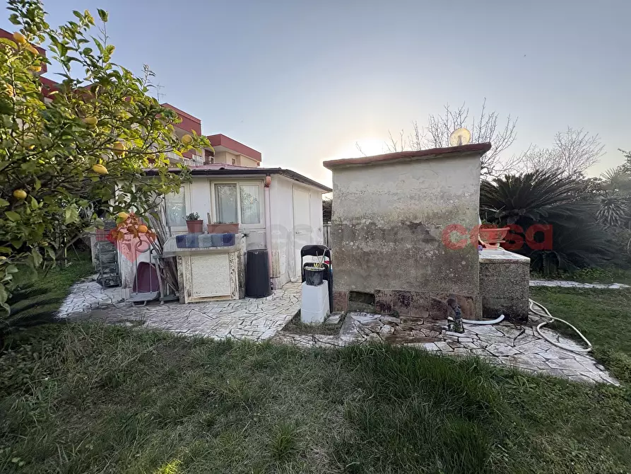 Immagine 39 di Baita in vendita  in Viale EUROPA, 267 a Terracina