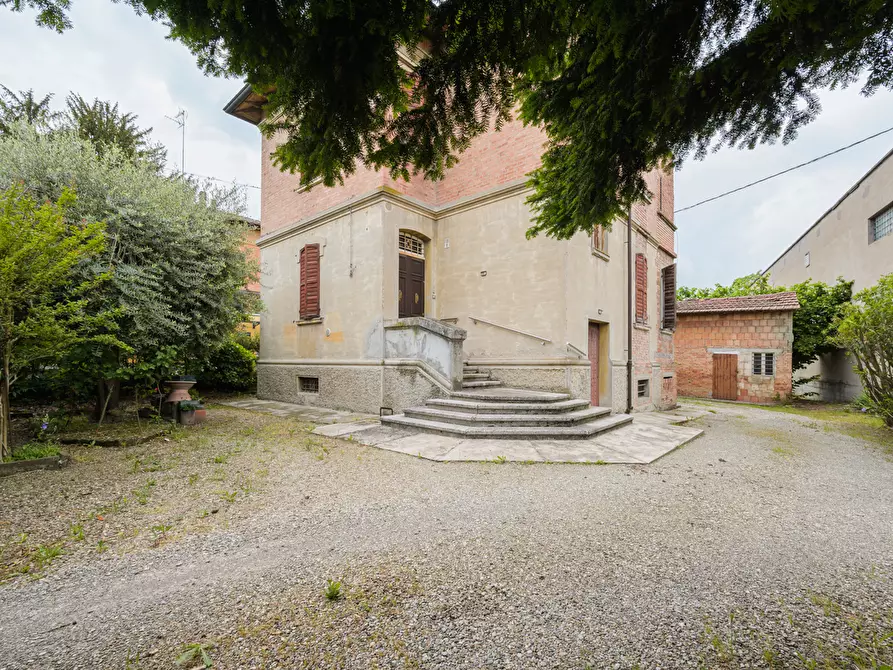 Immagine 33 di Villa in vendita  in Via 4 NOVEMBRE a Maranello