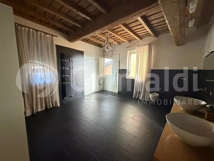 Immagine 16 di Casa indipendente in vendita  in Via UMBERTO I, 30 a Inverno E Monteleone