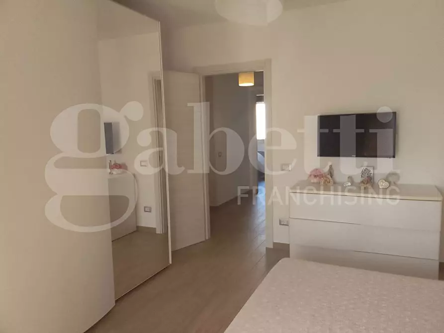 Immagine 14 di Appartamento in vendita  in Piazza G.B.TEDESCO, 9 a Taranto