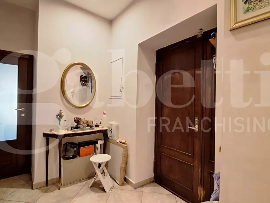Immagine 3 di Appartamento in vendita  in Via Pietro Castellino a Napoli