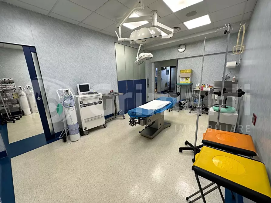 Immagine 13 di Attività commerciale in vendita  in Via Giovanni Pezzotti, 10 a Milano