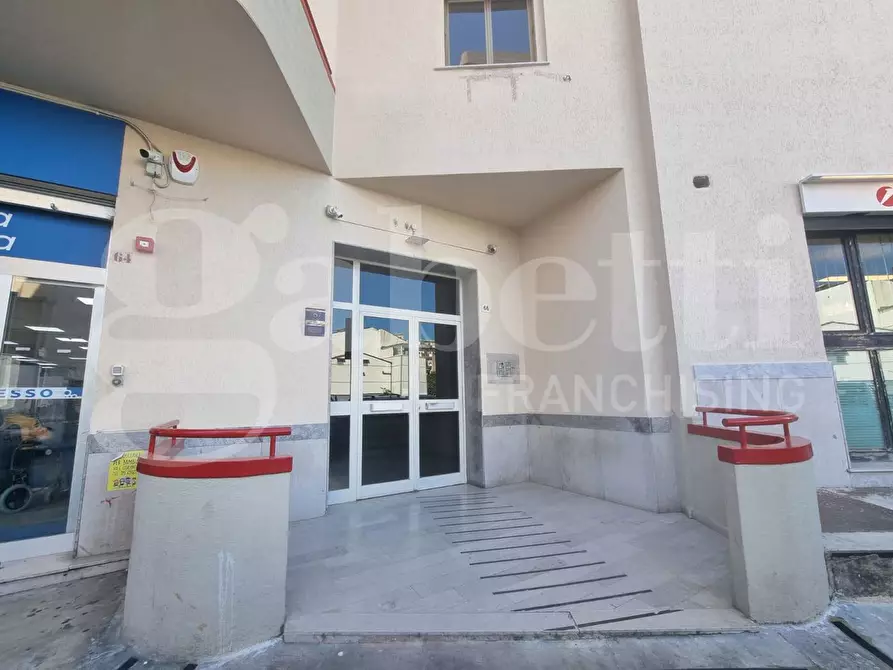 Immagine 2 di Appartamento in vendita  in Via Volontari Italiani del Sangue a Palermo