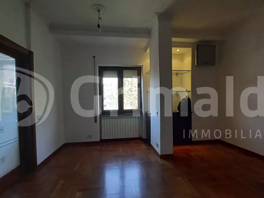 Immagine 2 di Appartamento in vendita  in Via Suor Celestina Donati, 41 a Roma