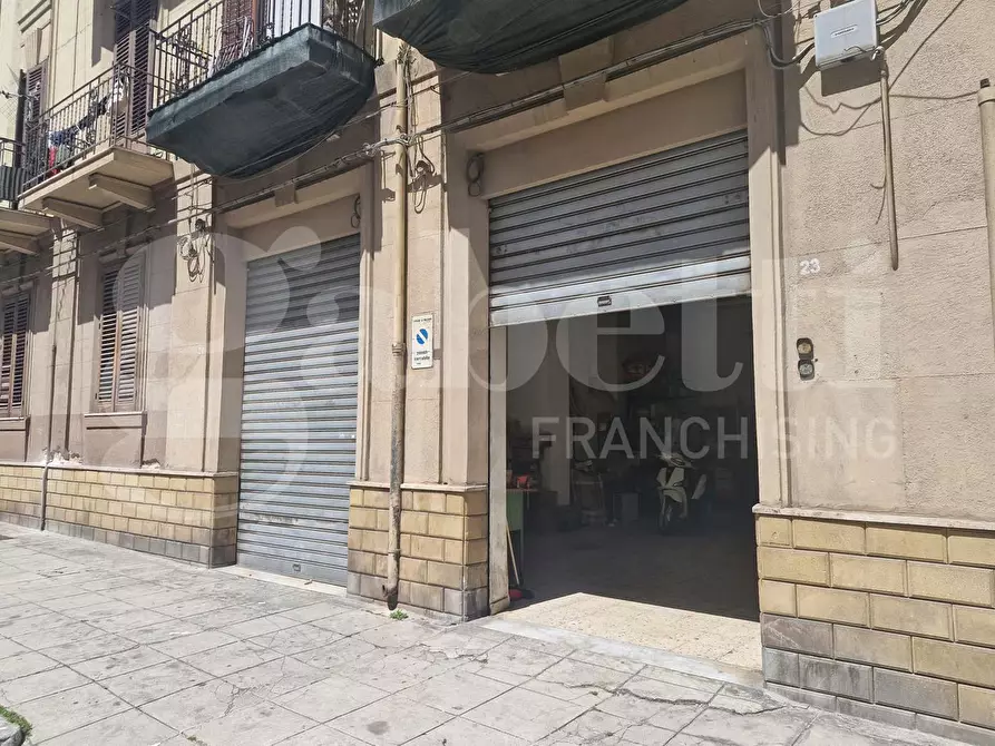 Immagine 2 di Laboratorio in vendita  in Via Bergamo a Palermo