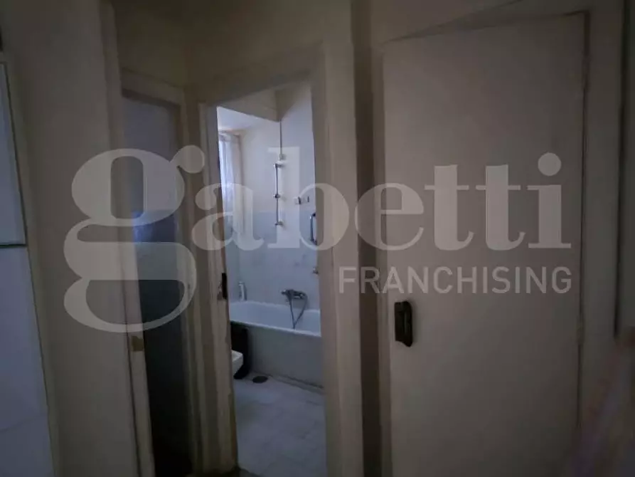 Immagine 31 di Appartamento in vendita  in Via De Simone, 27 a Torre Annunziata