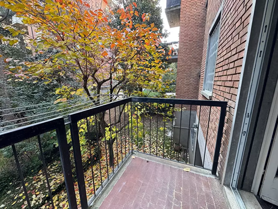 Immagine 8 di Appartamento in vendita  in Via Renato Stracciari, 5 a Bologna