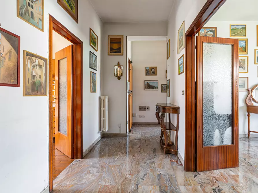 Immagine 28 di Appartamento in vendita  in Viale Roma, 13 a Bologna