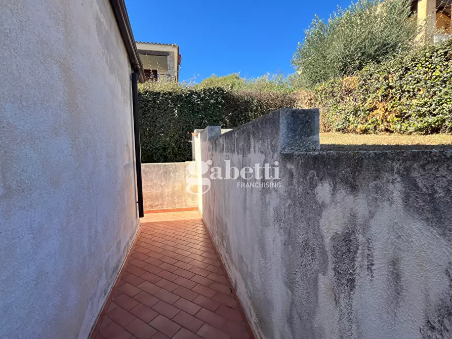 Immagine 41 di Villa in vendita  in Via Diomede, 13 a Budoni