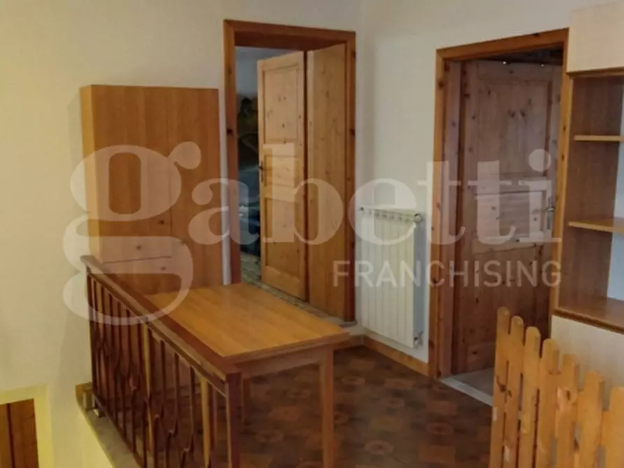 Immagine 6 di Appartamento in vendita  in Via Armando Diaz, 18 a Cortale