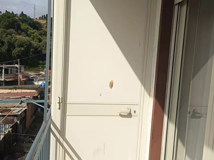 Immagine 11 di Appartamento in vendita  in Via Francesco Bussone  da Carmagnolaa, 4 a Messina