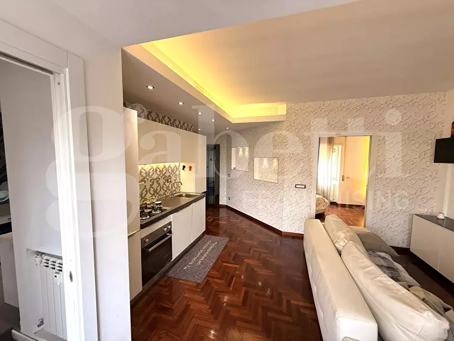 Immagine 4 di Appartamento in vendita  in Viale Cesare Pavese, 267 a Roma
