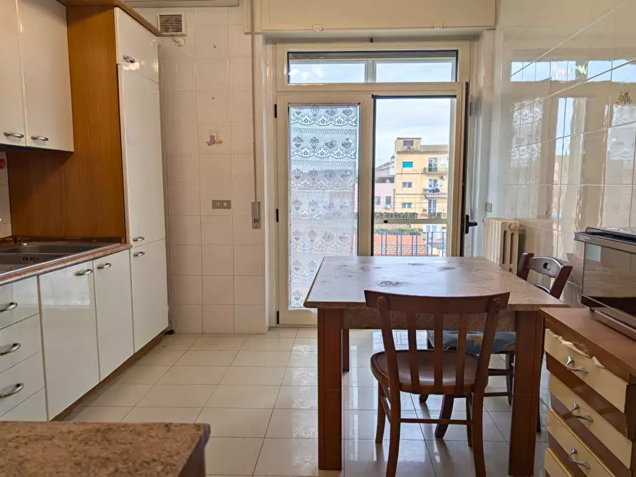 Immagine 5 di Appartamento in vendita  in Via Cesare Oddone a Foggia