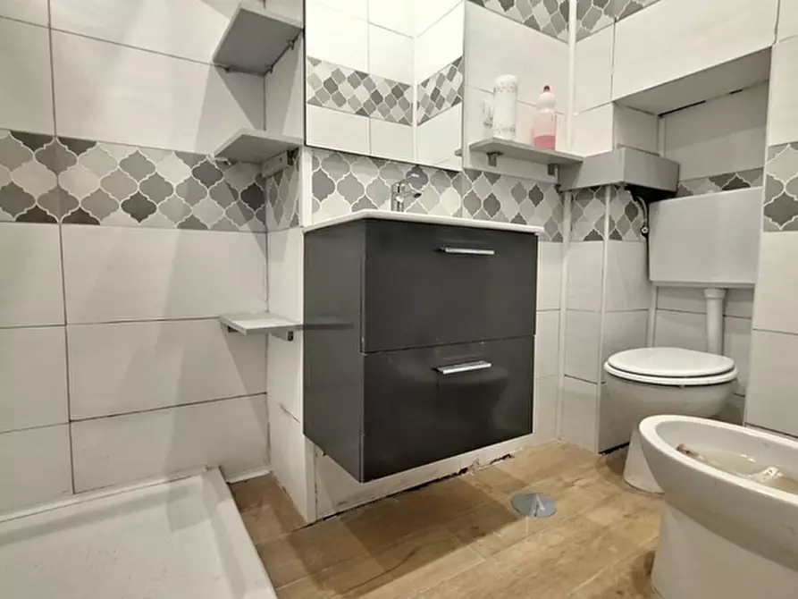 Immagine 9 di Appartamento in vendita  in Via Rosario a Portamedina a Napoli