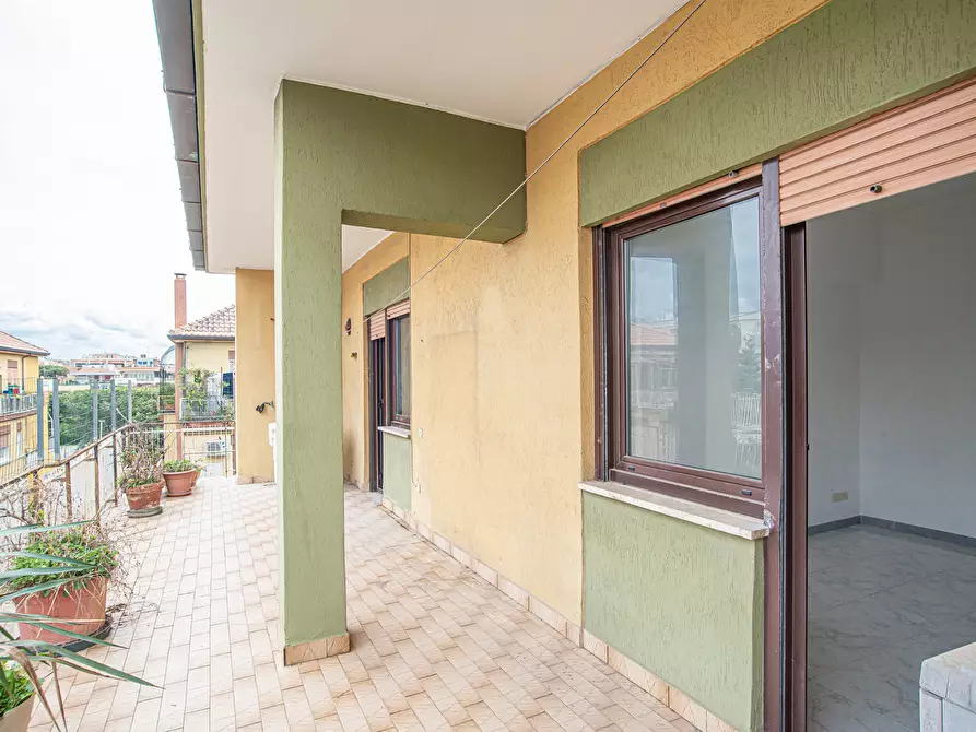 Immagine 18 di Attico in vendita  in Via Capo Palinuro, 24 a Roma