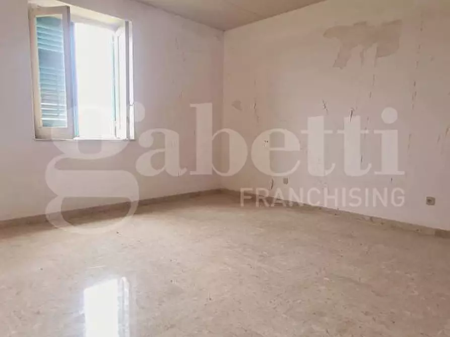 Immagine 11 di Appartamento in vendita  in Via Santa Maria di GesÃ¹ a Palermo