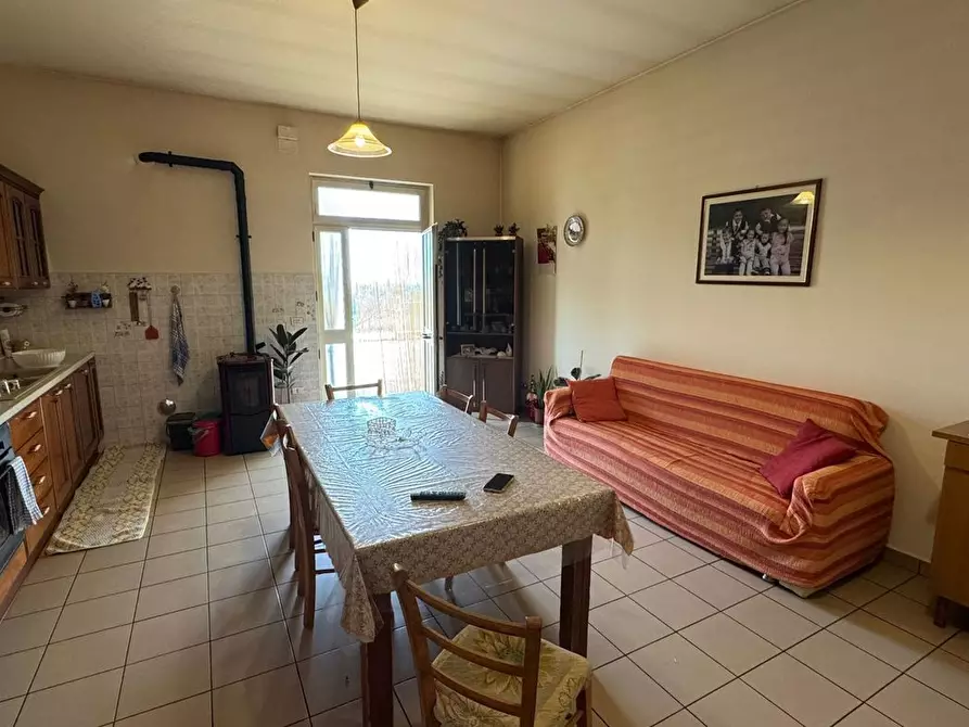 Immagine 2 di Villa in vendita  in Via Ciccola, 79/bis a Roseto Degli Abruzzi