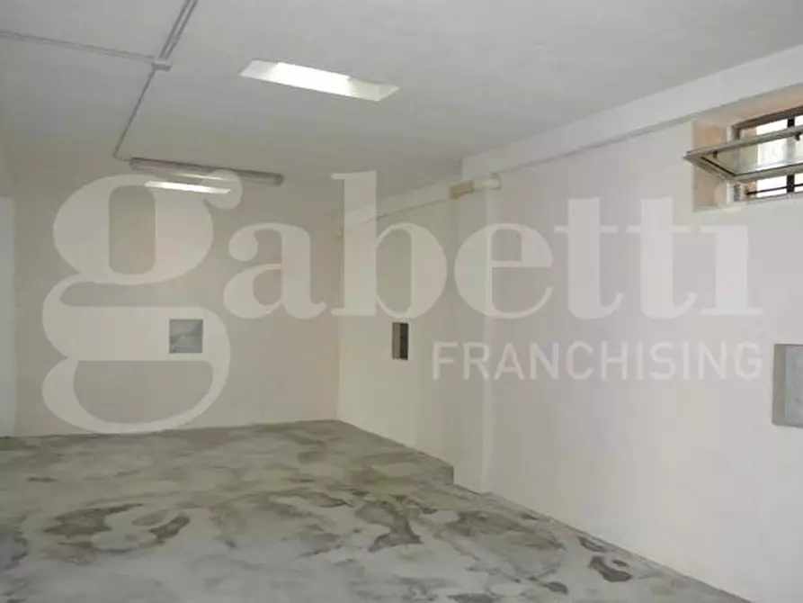 Immagine 5 di Capannone industriale in vendita  in Via zona industriale, sn a Ostuni