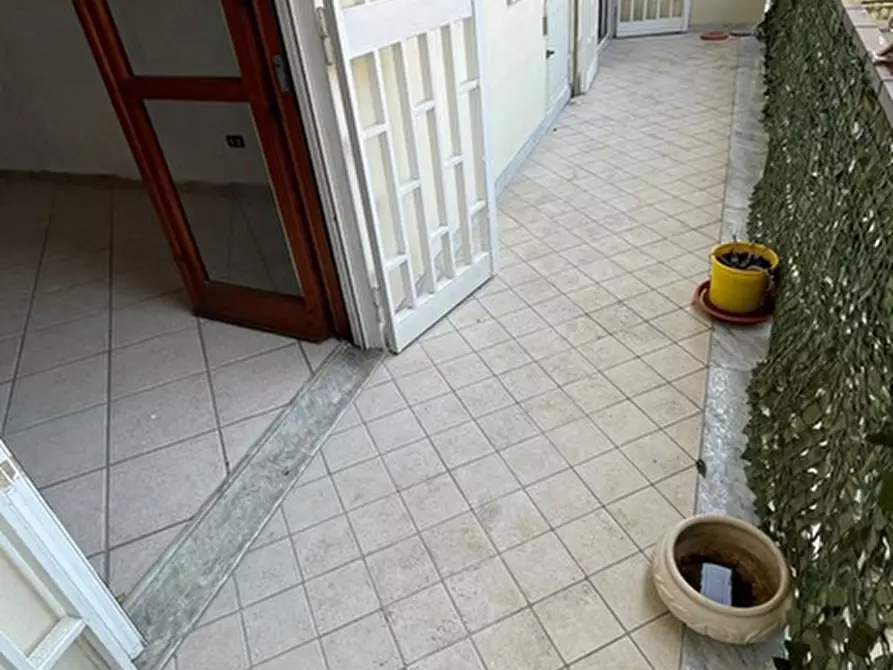 Immagine 14 di Appartamento in affitto  in Via Sandro Botticelli a Napoli