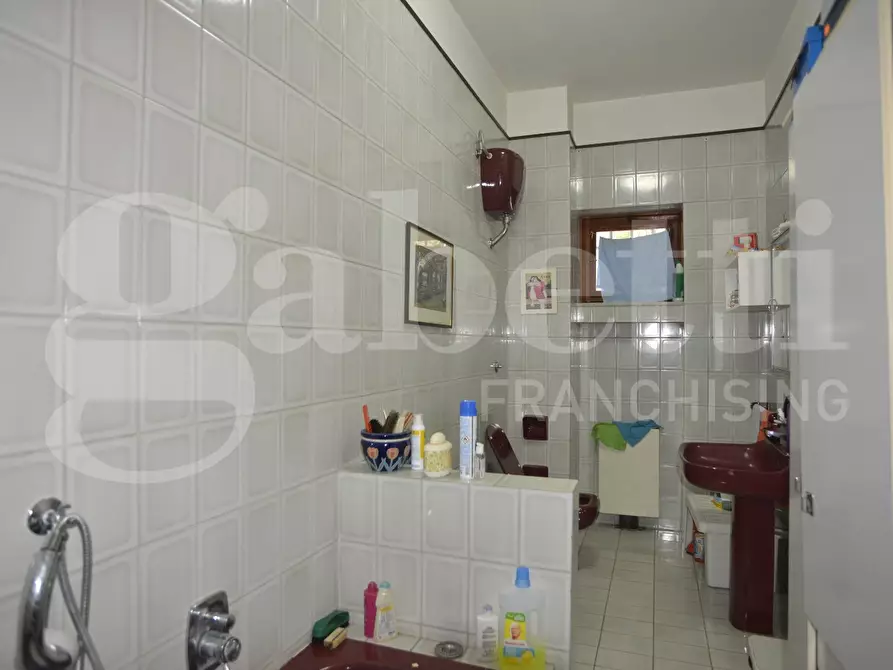 Immagine 26 di Appartamento in vendita  in Via R. SCHUMAN, 15 a Bari