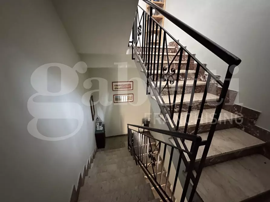 Immagine 11 di Appartamento in vendita  in Piazza pace, snc a Villafranca Tirrena