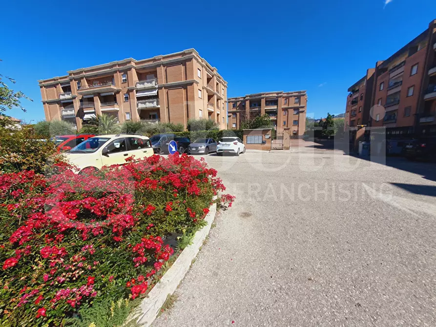 Immagine 11 di Appartamento in vendita  in Via GABRIELE D'ANNUNZIO, 1 a Assisi