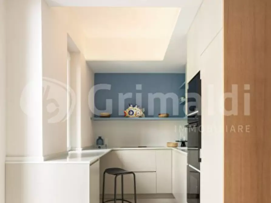 Immagine 8 di Appartamento in vendita  in Via Cenisio a Milano