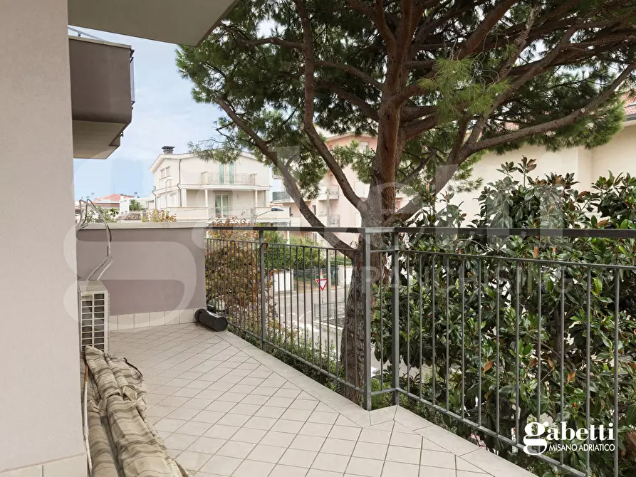 Immagine 11 di Appartamento in vendita  in Via Sarzetti, 16 a Rimini