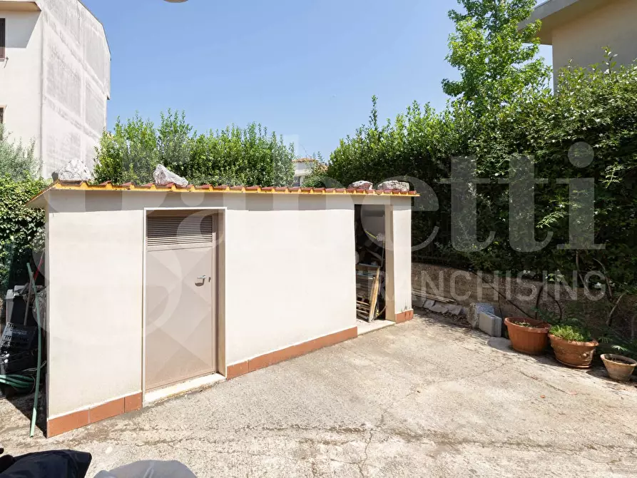 Immagine 38 di Villa in vendita  in Via Livatino, 18 a Ragusa