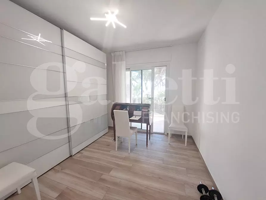 Immagine 15 di Appartamento in vendita  in Via Emilia, 2 a Alba Adriatica