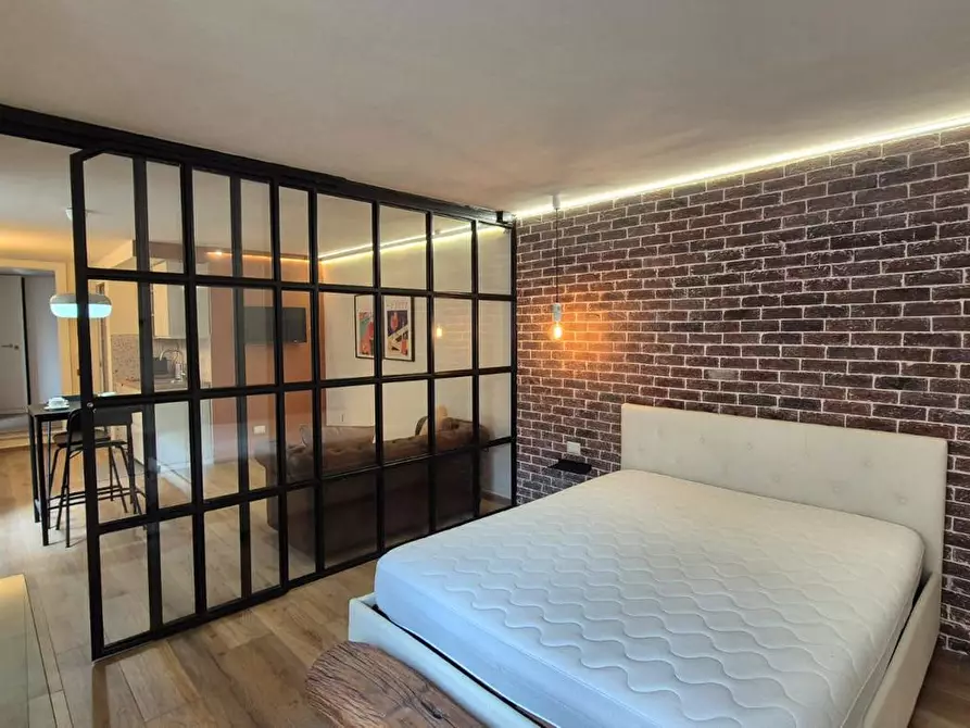 Immagine 19 di Appartamento in vendita  in Corso Umberto I, 178 a Torre Annunziata