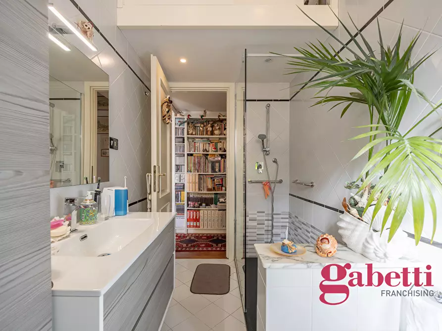 Immagine 15 di Appartamento in vendita  in Via Ferrante Ruiz, 25 a Roma