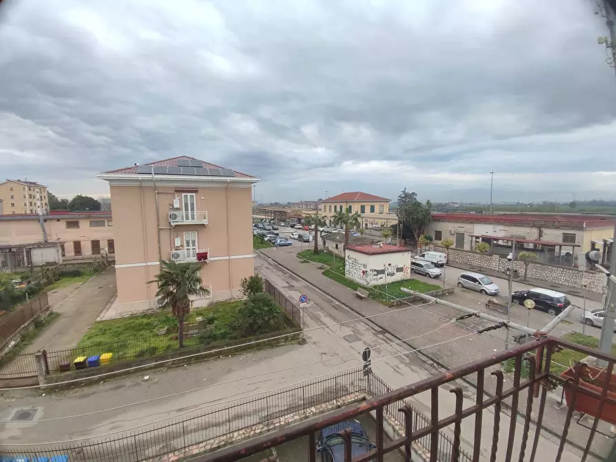 Immagine 5 di Appartamento in vendita  in Via cimarosa a Villa Literno