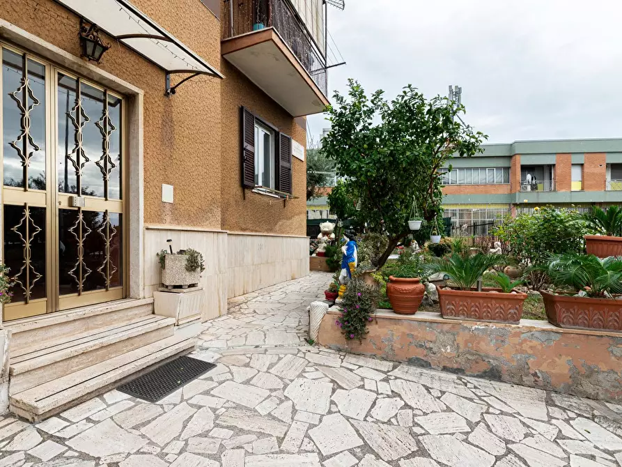 Immagine 18 di Appartamento in vendita  in Via Domenico de Ambrogi, 4 a Roma