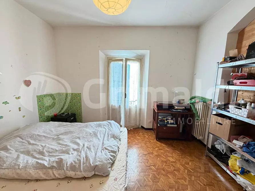 Immagine 20 di Appartamento in vendita  in Piazza PETRARCA, 28 a Pavia