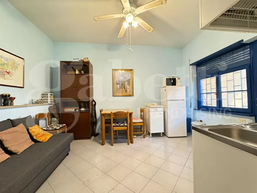 Immagine 11 di Appartamento in vendita  in Via diomede, 69 a Ardea