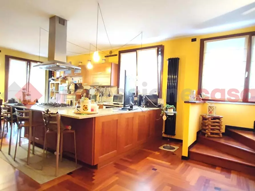 Immagine 16 di Appartamento in vendita  in Via cavour, 8 a Locate Di Triulzi