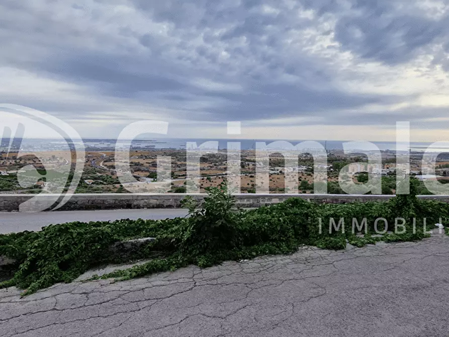 Immagine 3 di Attività commerciale in vendita  in Via Monsignor Giardina, 19 a Melilli