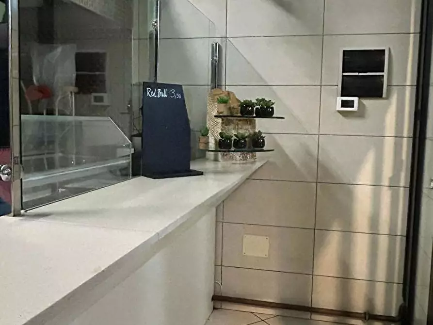 Immagine 20 di Attività commerciale in vendita  in Piazza napoli  milano marittima, 13 a Cervia