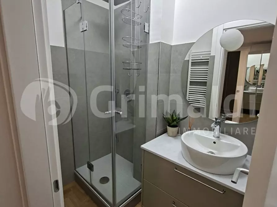 Immagine 22 di Appartamento in affitto  in Via Farini, 6 a Milano