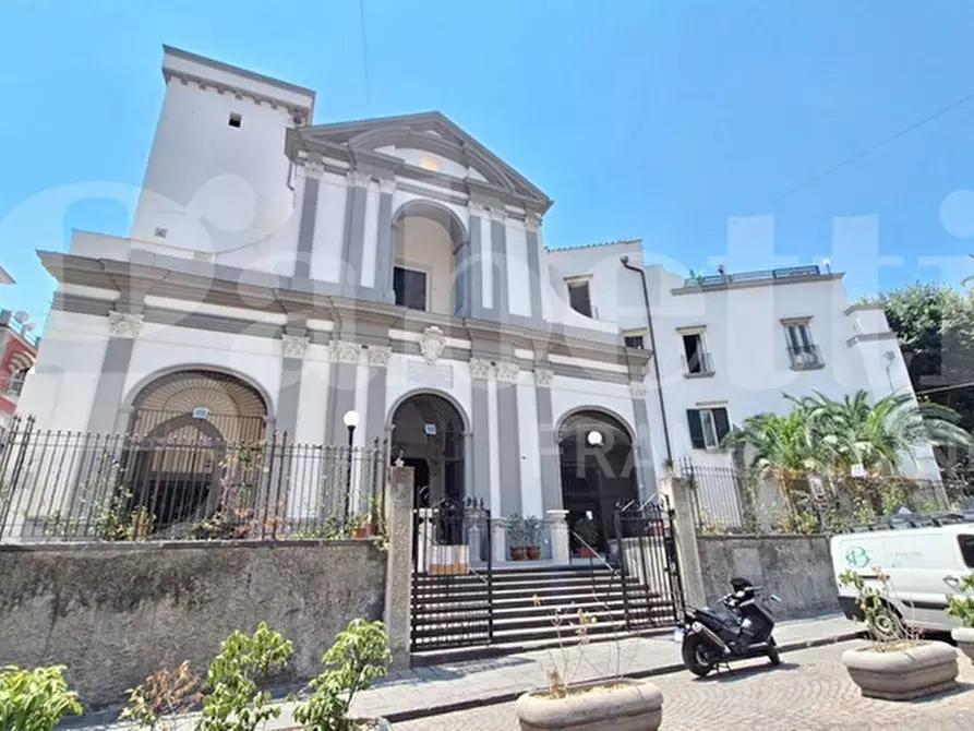 Immagine 1 di Appartamento in vendita  in Via Giacinto Albino, 20 a Napoli