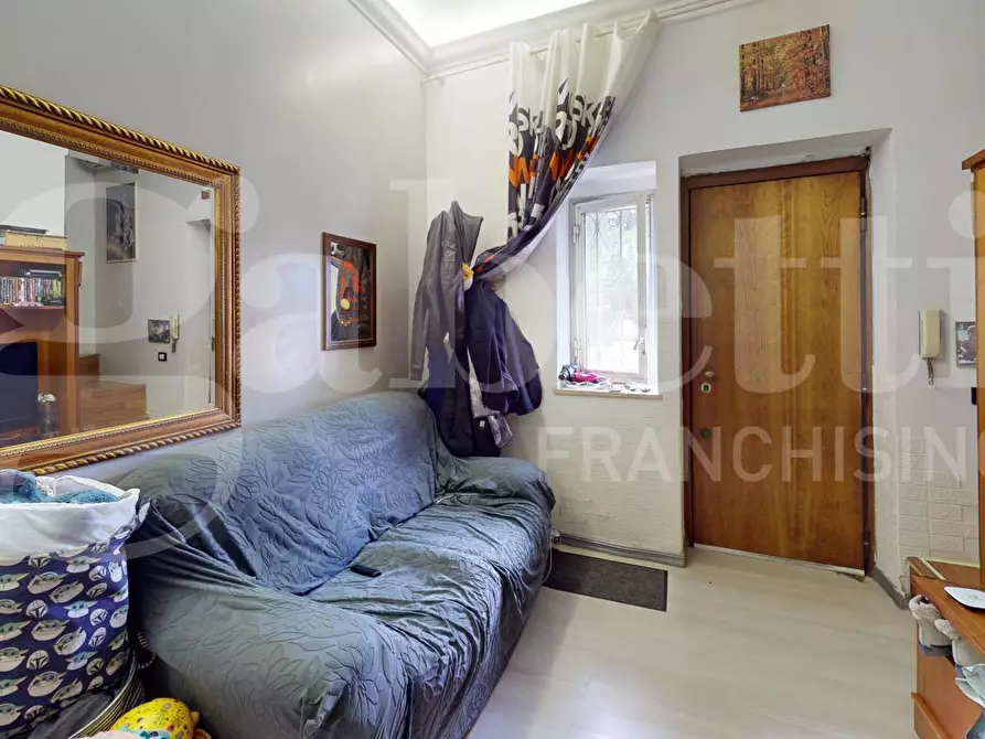 Immagine 3 di Appartamento in vendita  in Via del Trullo, 477 a Roma