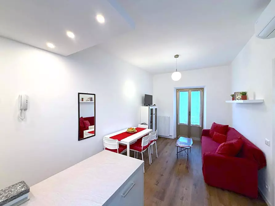 Immagine 2 di Appartamento in affitto  in Via Ascanio Sforza, 73 a Milano